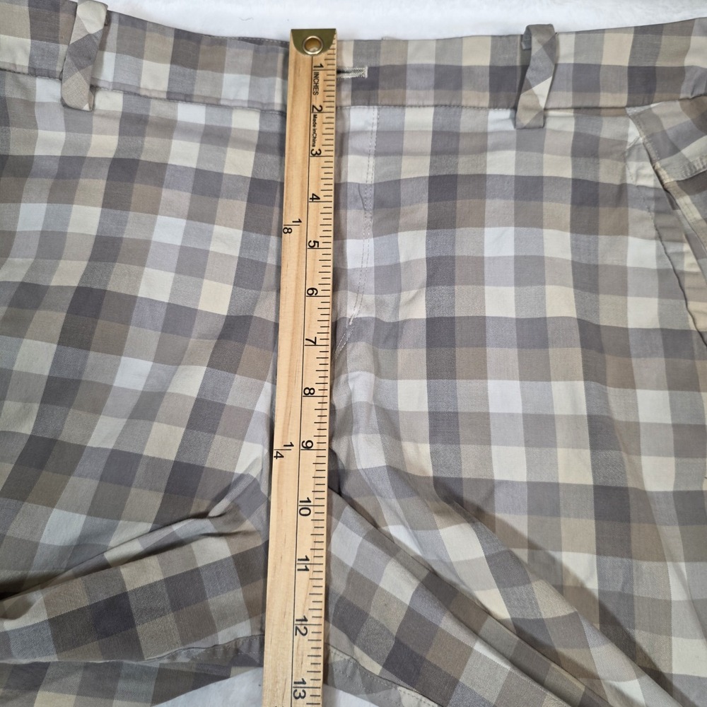 Lululemon Commission Men Sz 36 GRAY BEIGE plaid shorts 10.5" - Picture 6 of 8